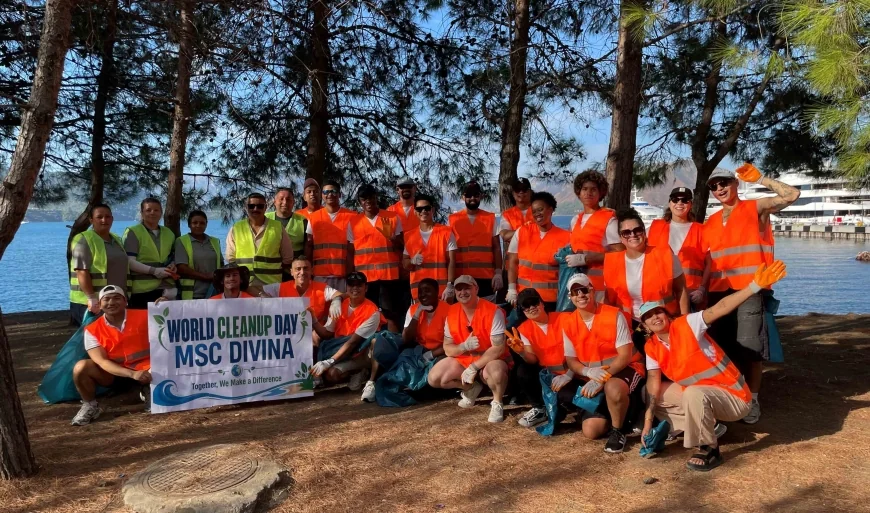 Gemi mürettebatı çevre temizliği yaptı