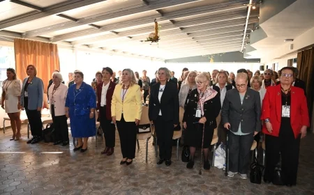 ‘KADINLAR VAR, HERKESE BARIŞ ZİRVE 2026 BULUŞMASI’ BAŞLADI