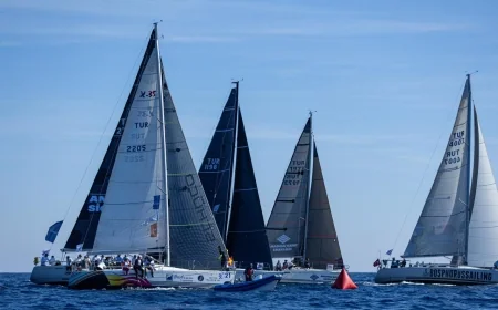THE BODRUM CUP’TA FİNAL ÖNCESİ YELKENLER YALIKAVAK’A AÇILDI