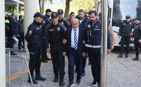 MİLAS BELEDİYESİ SORUŞTURMASINDA FEVZİ TOPUZ VE 20 ŞÜPHELİ ADLİYEYE SEVK EDİLDİ