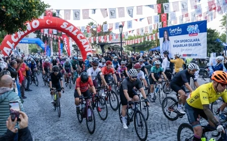 Veloturk Gran Fondo Çeşme by Salcano’da 10’uncu yılın kazananları belli oldu