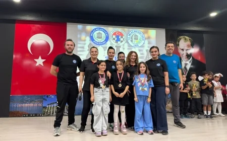 Cumhuriyet Bayramı Satranç Turnuvası’nda kazananlar belli oldu
