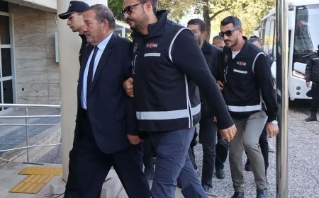 Milas Belediye Başkanlığı’ndan uzaklaştırılan Fevzi Topuz Burdur Cezaevi’ne gönderildi
