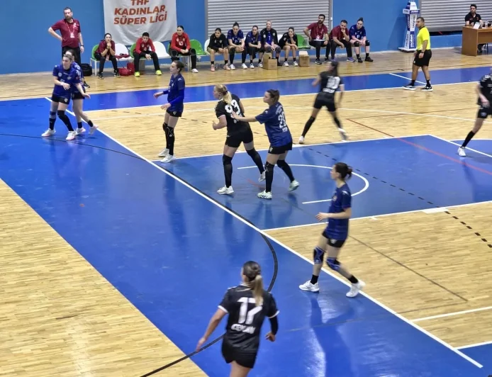 Hentbolde  Yalıkavakspor 31- Odunpazarı SK 27
