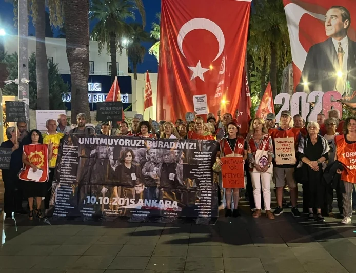 BODRUM’DA 10 EKİM ANKARA GAR KATLİAMI UNUTULMADI: “UNUTMADIK, UNUTTURMAYACAĞIZ!”