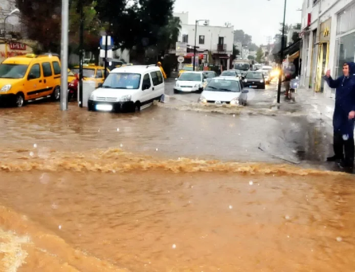 SON DAKİKA ...METEOROLOJİDEN 48 İL İÇİN ALARM! SAĞANAK VE FIRTINA UYARISI