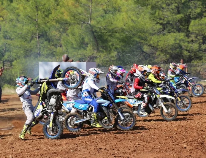 Türkiye Motokros Şampiyonası’nda bu yılın şampiyonları belli oldu