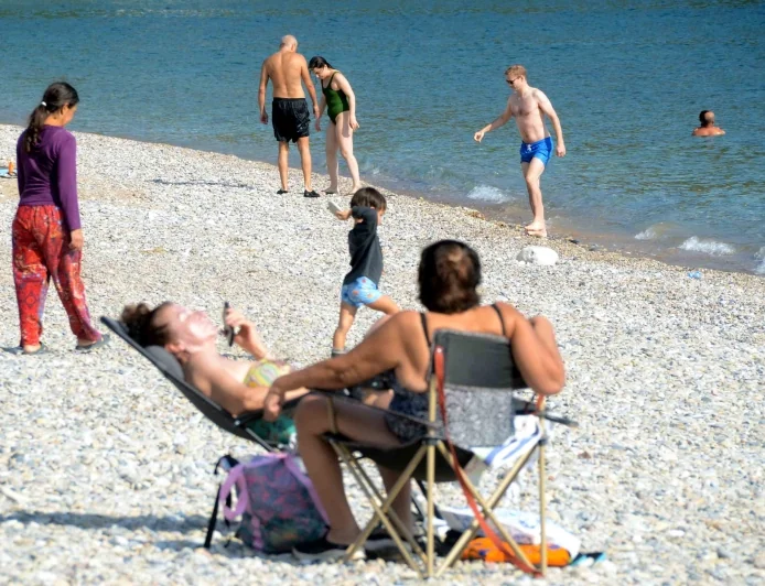 BODRUM'DA YAZDAN KALMA SON GÜN: PASTIRMA SICAKLARININ ARDINDAN SAĞANAK YAĞIŞ KAPIDA!