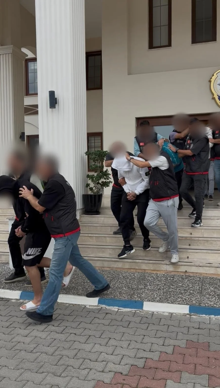 FUHUŞ OPERASYONUNDA 4 ŞÜPHELİ TUTUKLANDI
