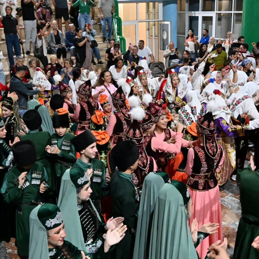 DÜNYANIN RENKLERİ FETHİYE'DE BULUŞTU! 17. ULUSLARARASI FESTİVALE YOĞUN İLGİ