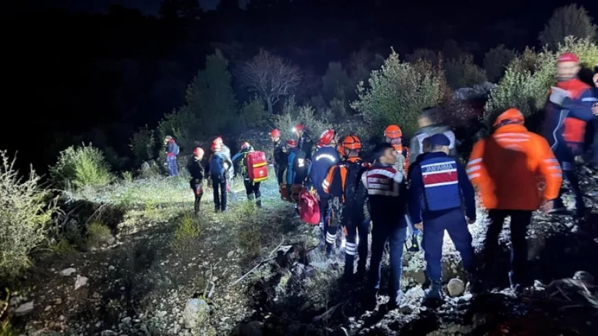 Arama kurtarma ekibi tatbikatta kayboldu, 1 ölü 13 kayıp