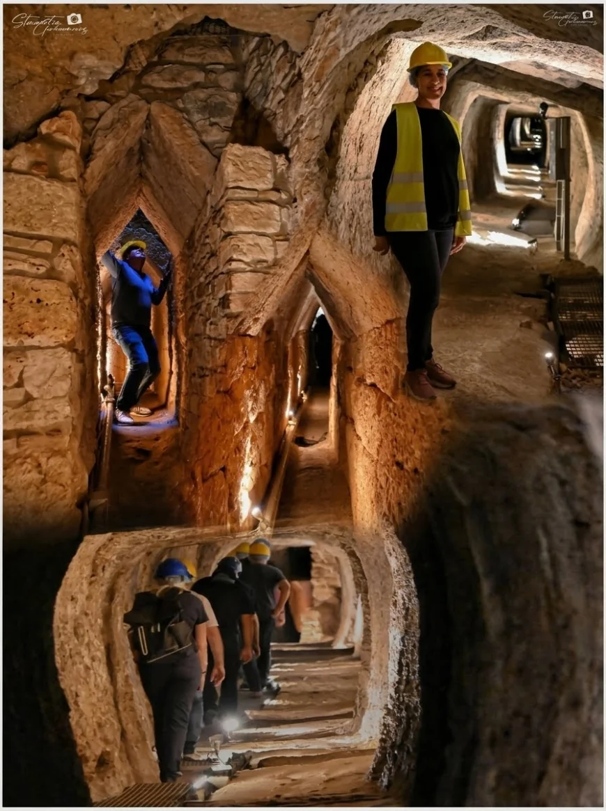 HERODOTOS'UN İZLERİ VAR..TÜRK TURİSTLER AKIN AKIN BU TÜNELLERE  GİDİYOR. UNESCO DÜNYA MİRASINDA VE SİSAM’DA YER ALAN  2 BİN 500 YILLIK TÜNELLER HAYRAN BIRAKIYOR