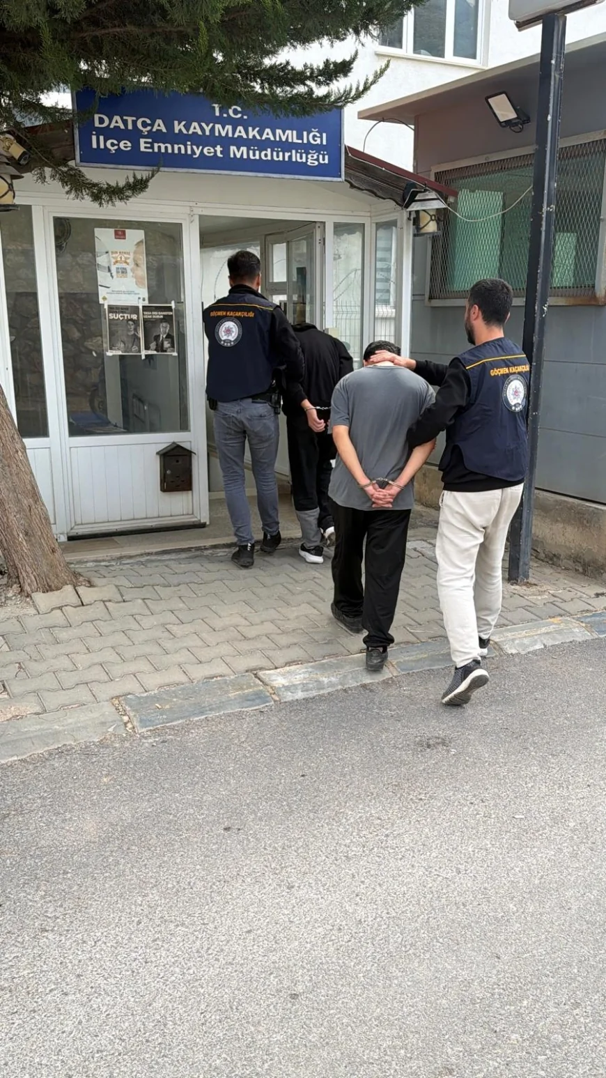 Toplam 60 Yılı Aşkın Hapis Cezası Bulunan İki Cezaevi Firarisi Yakalandı