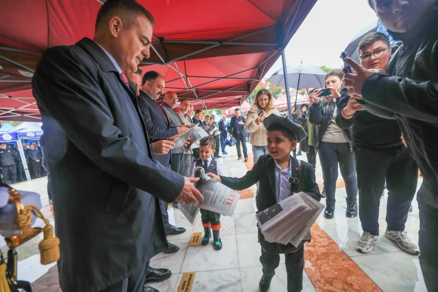 Muğla’da Cumhuriyet Coşkusu: 103. Yıl Dönümü Çelenk Sunma Töreniyle Başladı